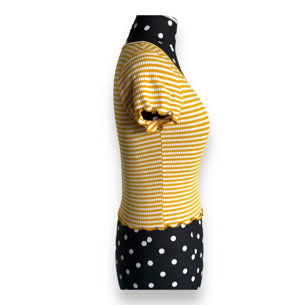5/$35 AMP Womens Crop Top Sz XS Mustard Yellow White Striped Ribbed Knit V Neck - Picture 6 of 8